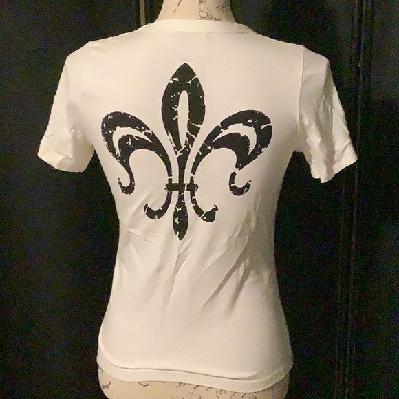 NWOT t-shirt - Picture 3 of 4